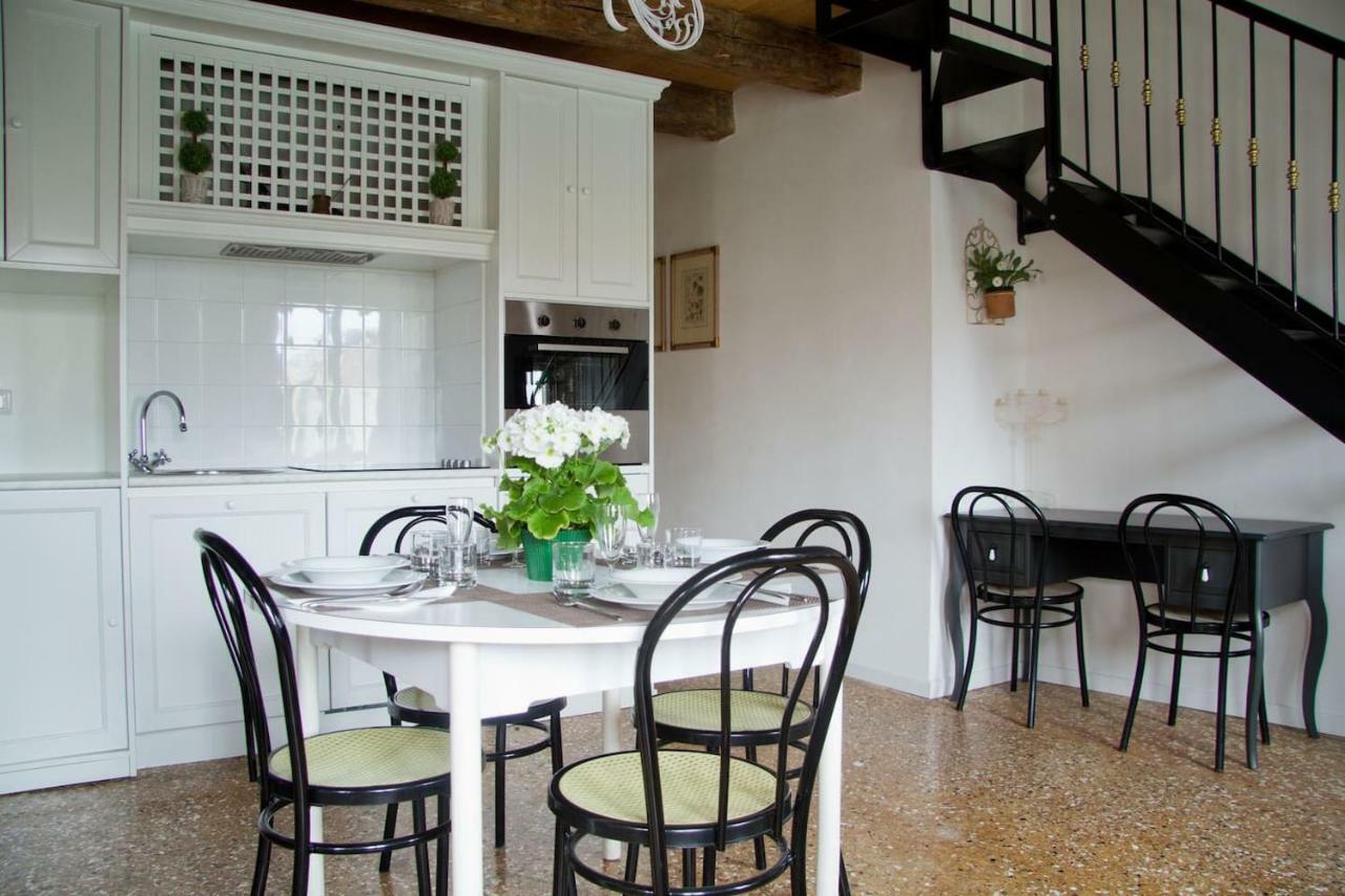 Loft Overlooking The Grand Canal Венеция Экстерьер фото